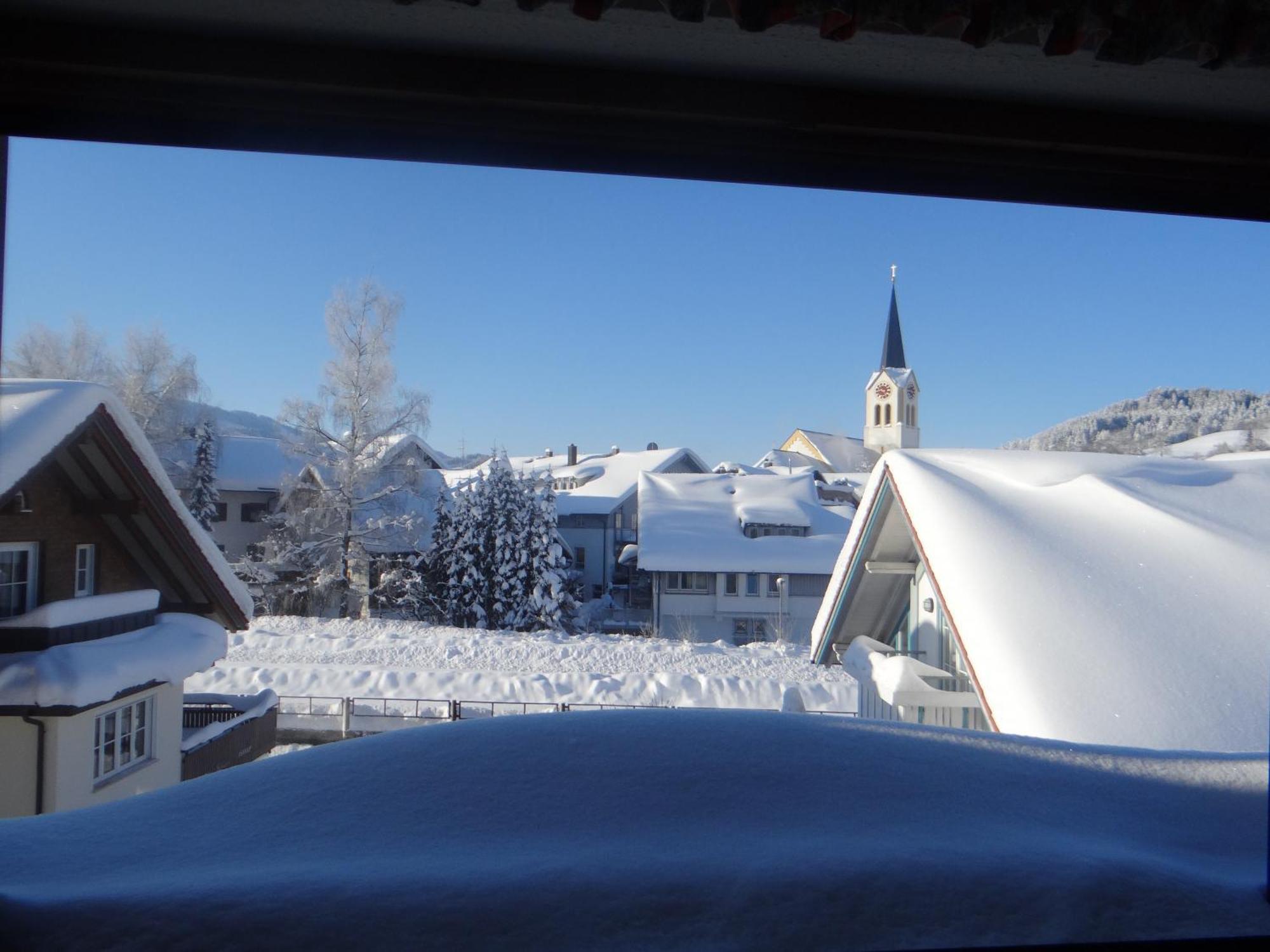 Allgaeu Vibes - Fusslaeufige Erreichbarkeit Vom Bahnhof, Mit Aussicht, Wettergeschuetzter Balkon Oberstaufen Extérieur photo