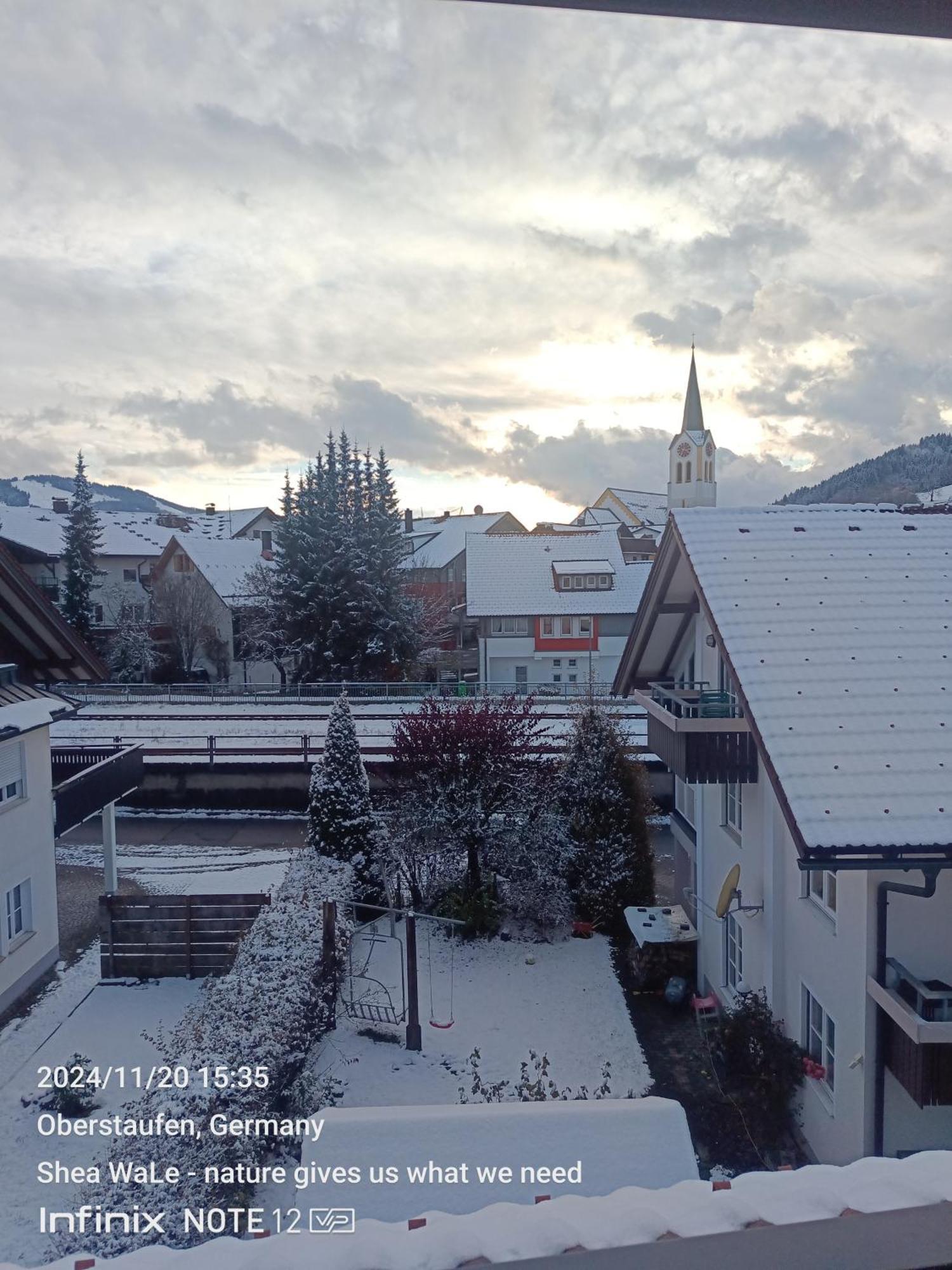 Allgaeu Vibes - Fusslaeufige Erreichbarkeit Vom Bahnhof, Mit Aussicht, Wettergeschuetzter Balkon Oberstaufen Extérieur photo